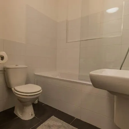 True Gem Downtown Next To Synagogue And Gozsdu Garden Area Budapešť