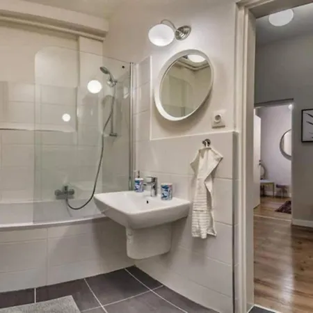 Apartment True Gem Downtown Next To Synagogue And Gozsdu Garden Area